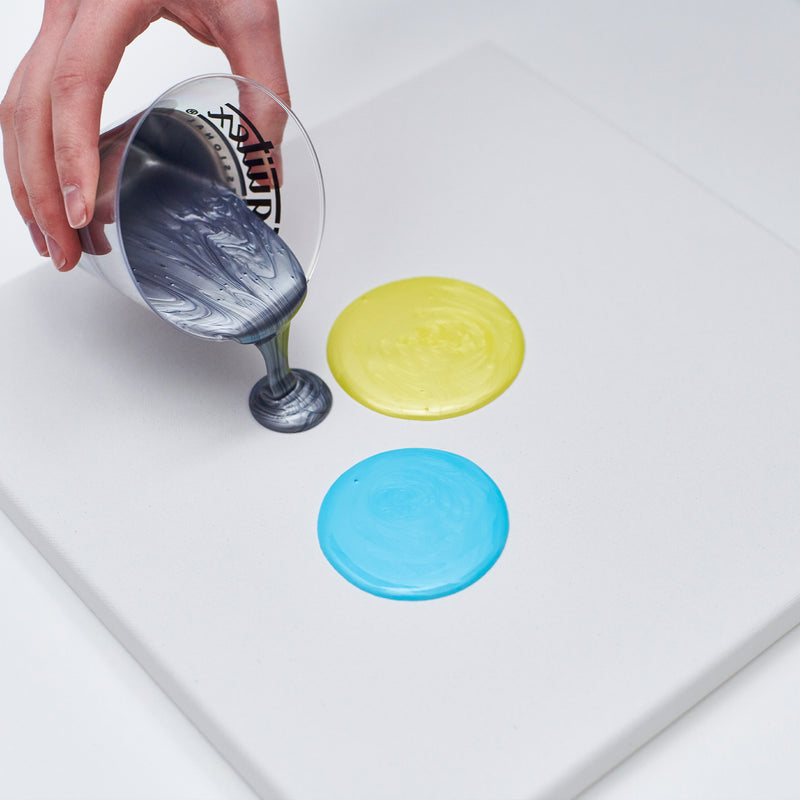 Liquitex Iridescent Pouring Medium 473ml